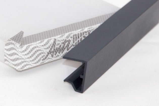 U 16mm druppelrand profiel 980 mm, Ral 7016 structuur